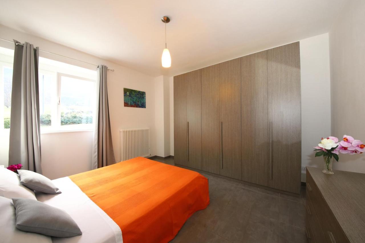 Legnoncino Holiday Home- Lake Como Colico Luaran gambar
