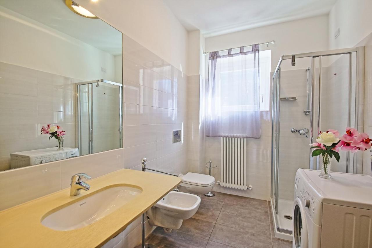 Legnoncino Holiday Home- Lake Como Colico Luaran gambar