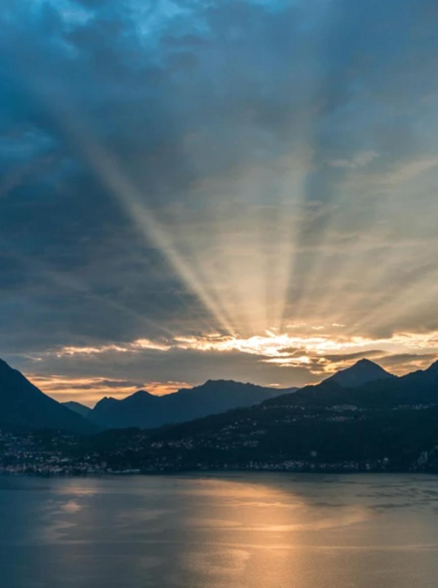 Legnoncino Holiday Home- Lake Como Colico Luaran gambar